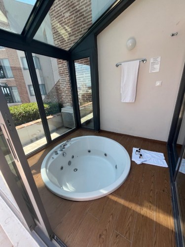 IMG-20250530-WA0184-2