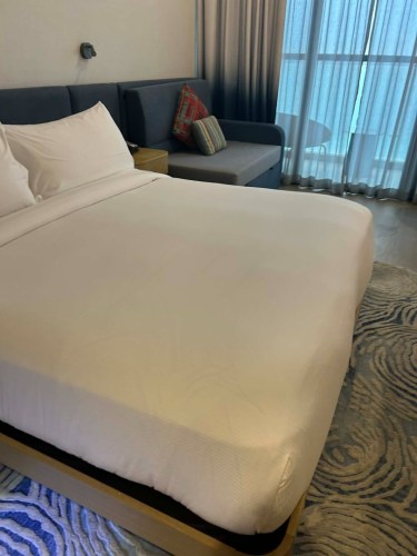 e6fb9d79-452c-4e46-aee3-86939247eb2a